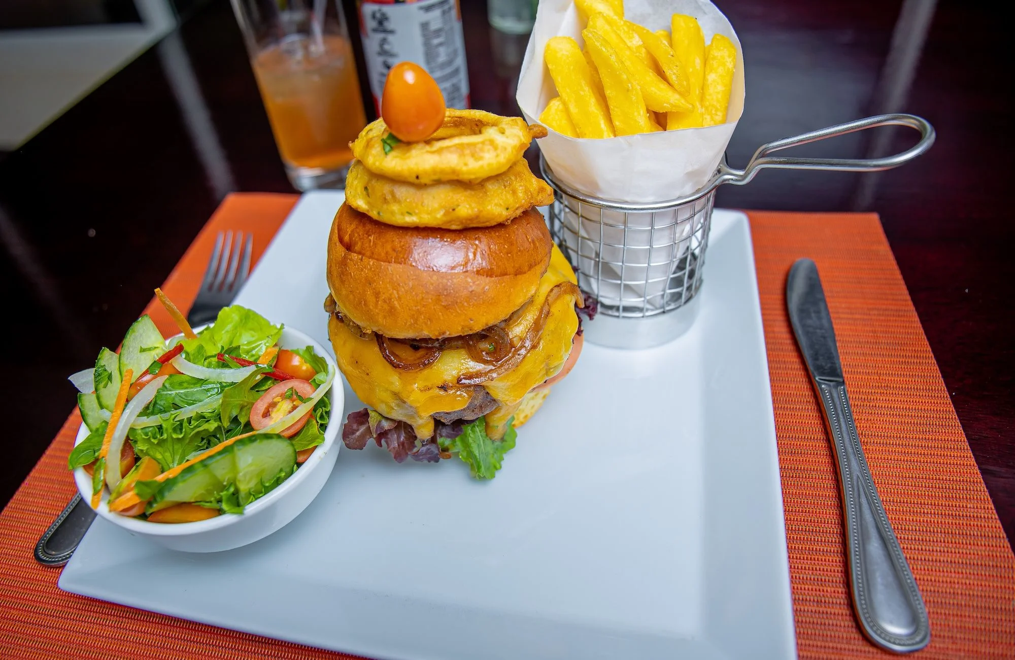 Eat in, drink slow image 4