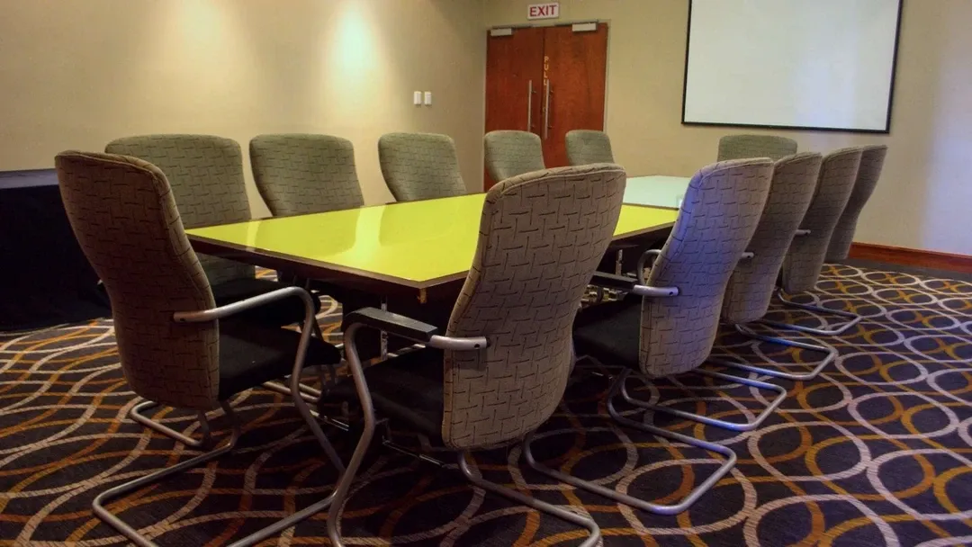 MOGANA BOARDROOM